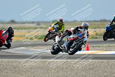 media/Apr-18-2025-TrackDaz (Fri) [[45f5874c44]]/B Group/Session 2 (Turn 7)/